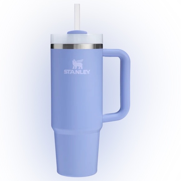 Stanley Quencher H2.0 FlowState 40oz Tumbler in hydrangea - Picture 2 of 5